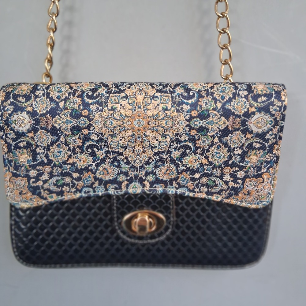 Vtg Floral Tapestry Black Snakeskin Embossed Crossbody Bag Gold Chain Turn Lock